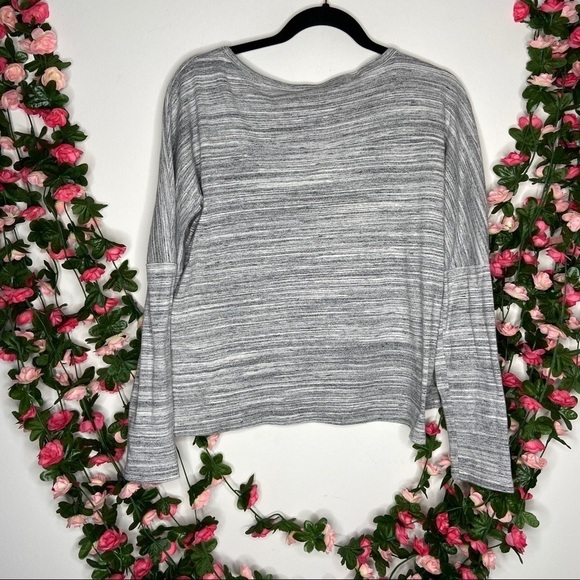 Athleta Gray Knit crop top sweater xs silver - Picture 5 of 6